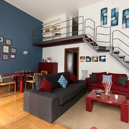 Fancy Blue Duomo Duplex Apartement มิลาน ภายนอก รูปภาพ