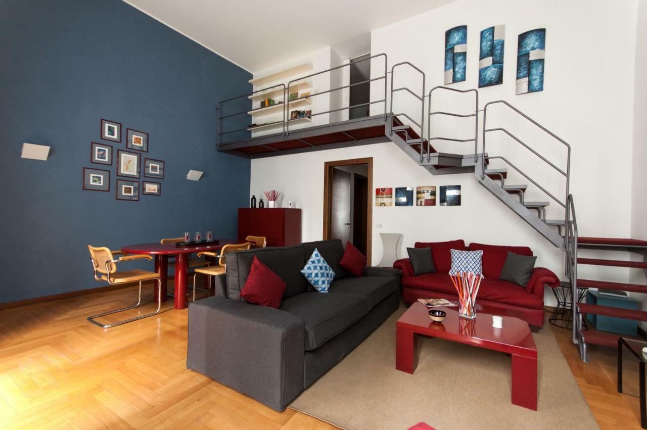 Fancy Blue Duomo Duplex Apartement มิลาน ภายนอก รูปภาพ