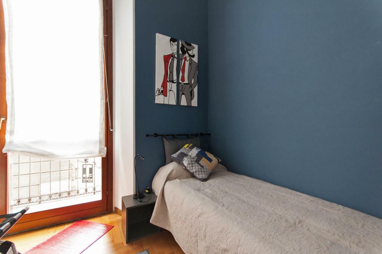 Fancy Blue Duomo Duplex Apartement มิลาน ภายนอก รูปภาพ
