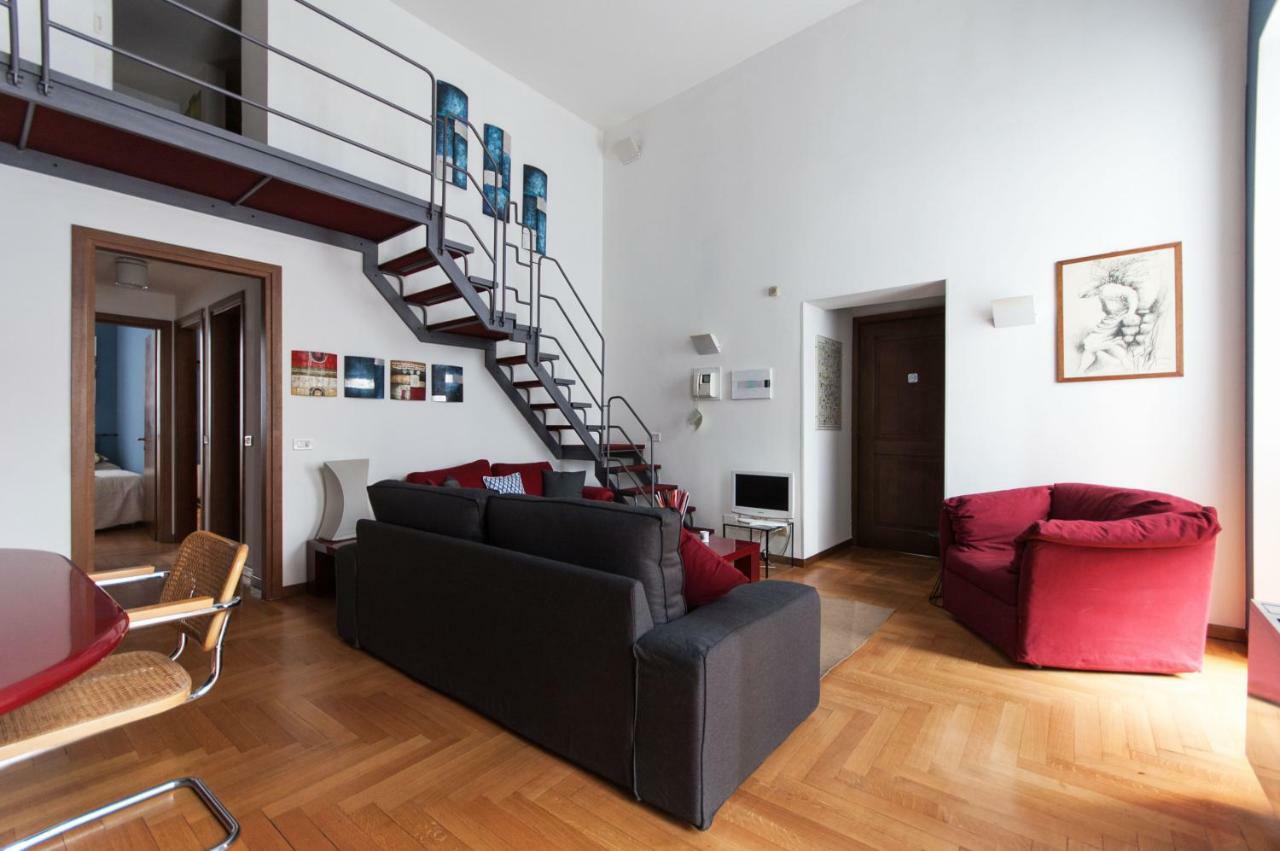 Fancy Blue Duomo Duplex Apartement มิลาน ภายนอก รูปภาพ