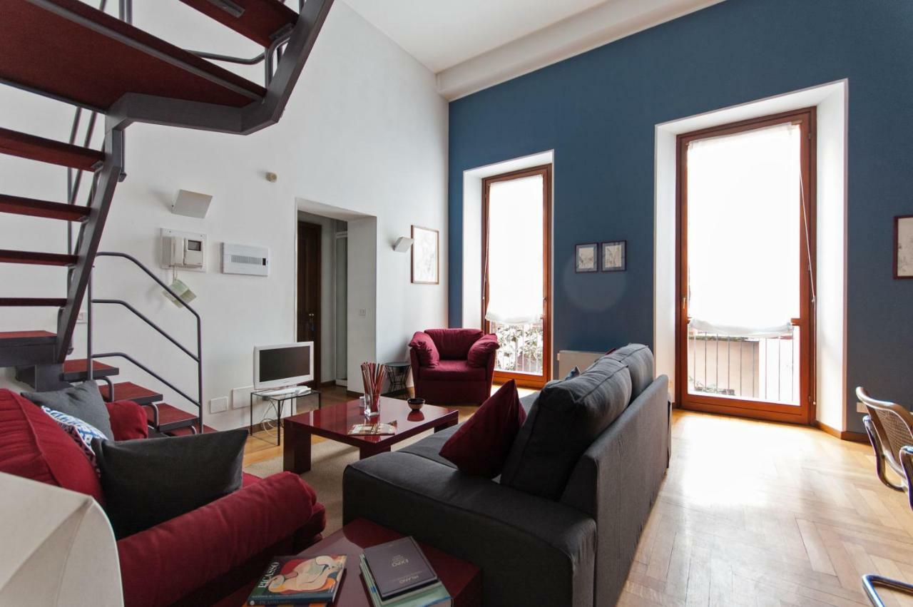 Fancy Blue Duomo Duplex Apartement มิลาน ภายนอก รูปภาพ